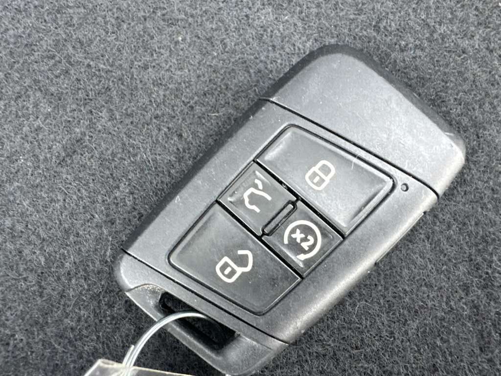 Thumbnail: 2024 Volkswagen Tiguan - 19