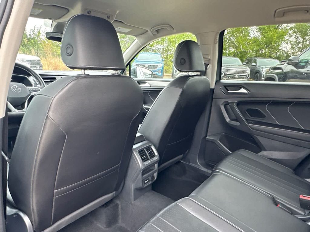 Thumbnail: 2024 Volkswagen Tiguan - 21