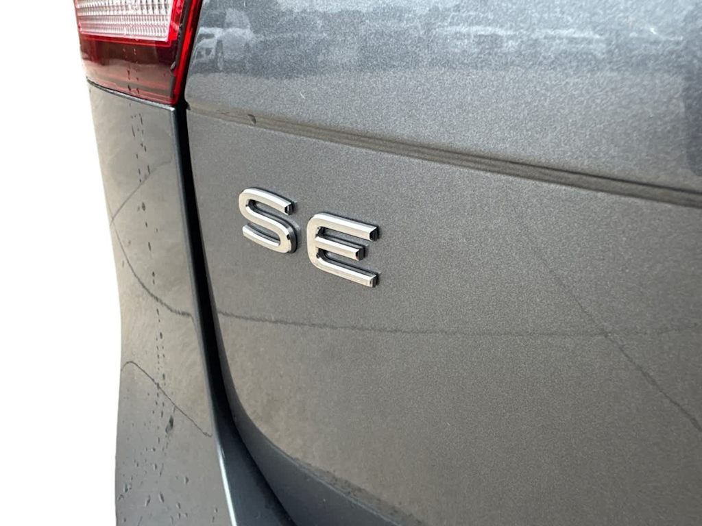 Thumbnail: 2024 Volkswagen Tiguan - 7