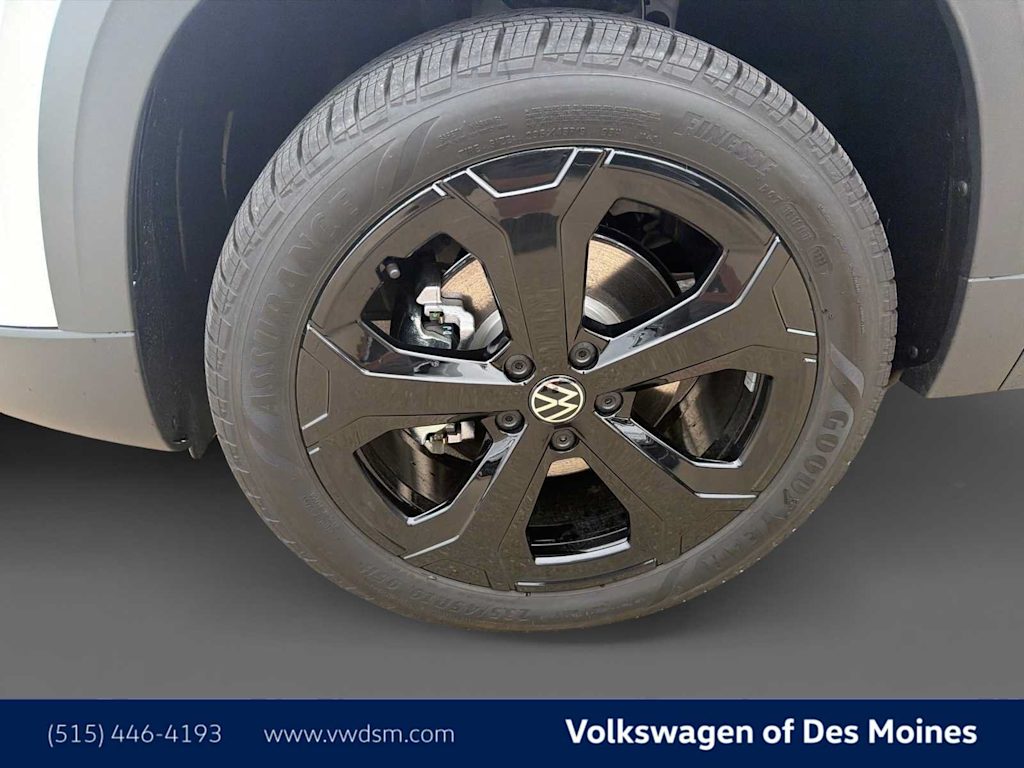 Thumbnail: 2027 Volkswagen Taos - 8