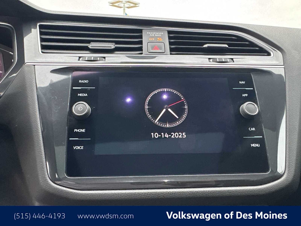 Thumbnail: 2022 Volkswagen Tiguan - 15