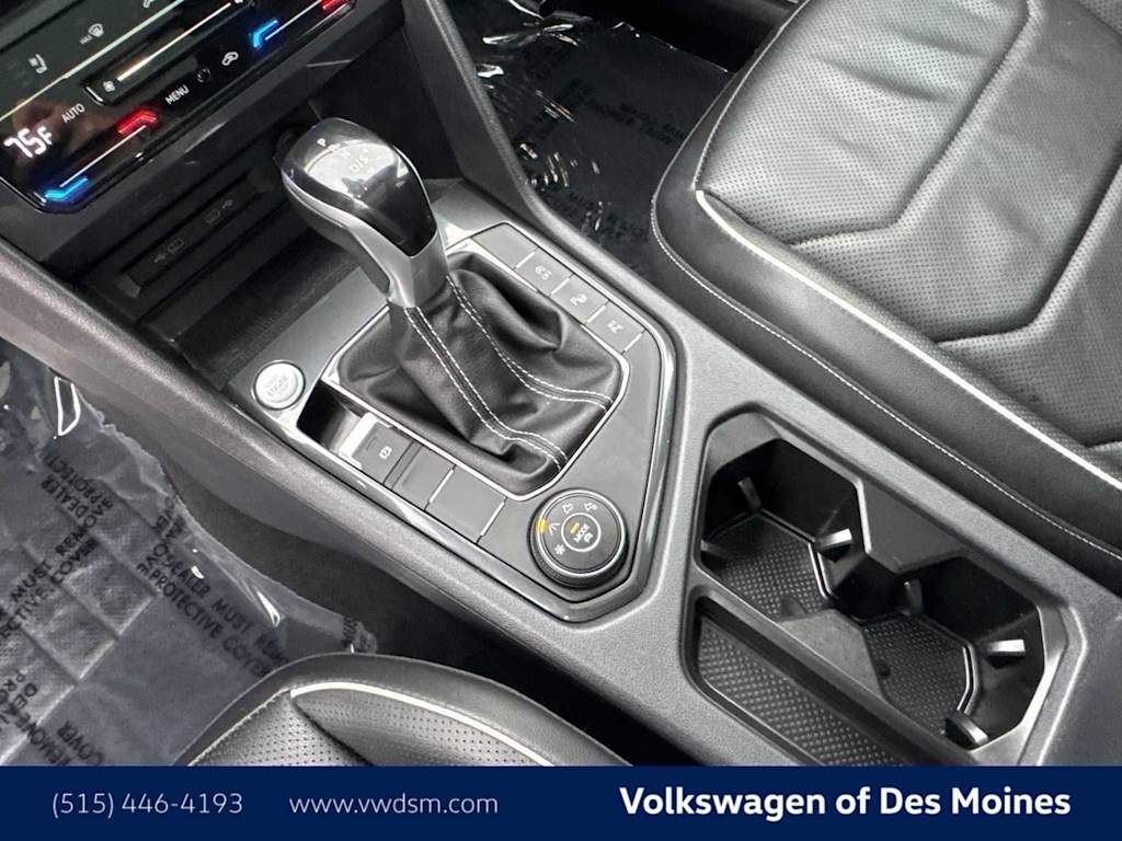 Thumbnail: 2022 Volkswagen Tiguan - 16
