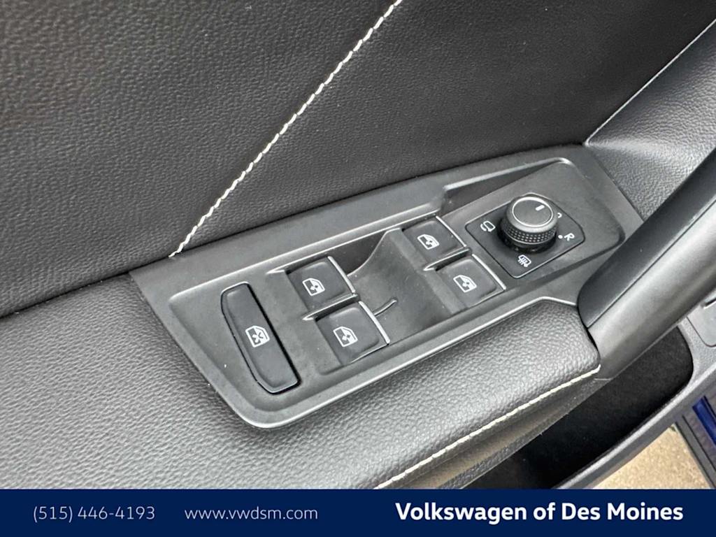 Thumbnail: 2022 Volkswagen Tiguan - 23