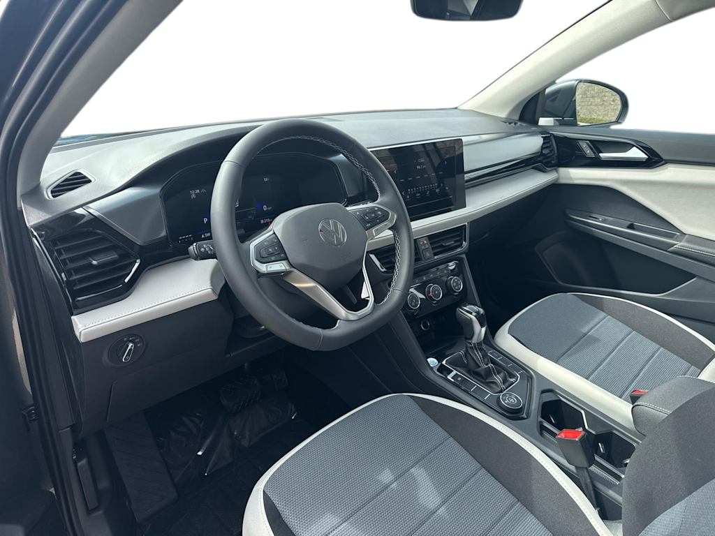 2025 Volkswagen Taos S 2