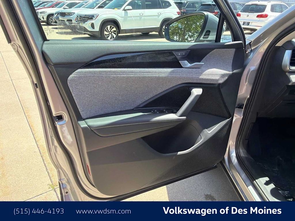 Thumbnail: 2026 Volkswagen Tiguan - 22