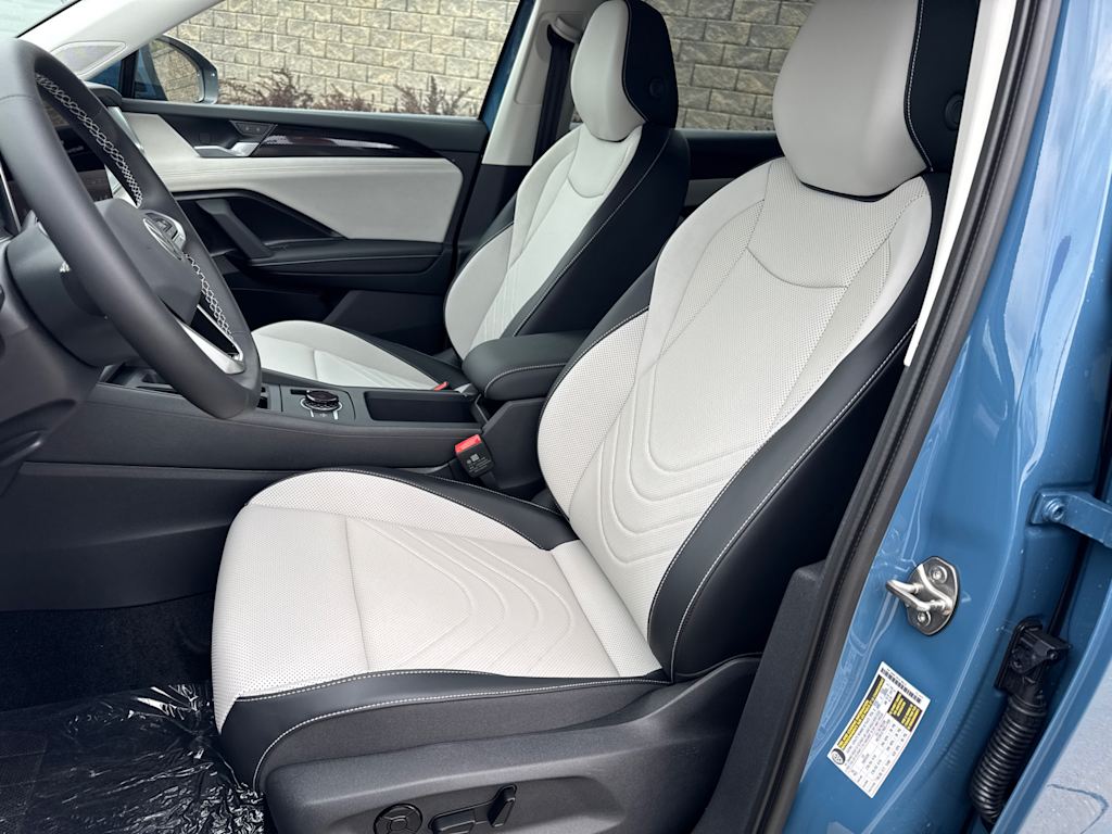 Thumbnail: 2025 Volkswagen Tiguan - 11