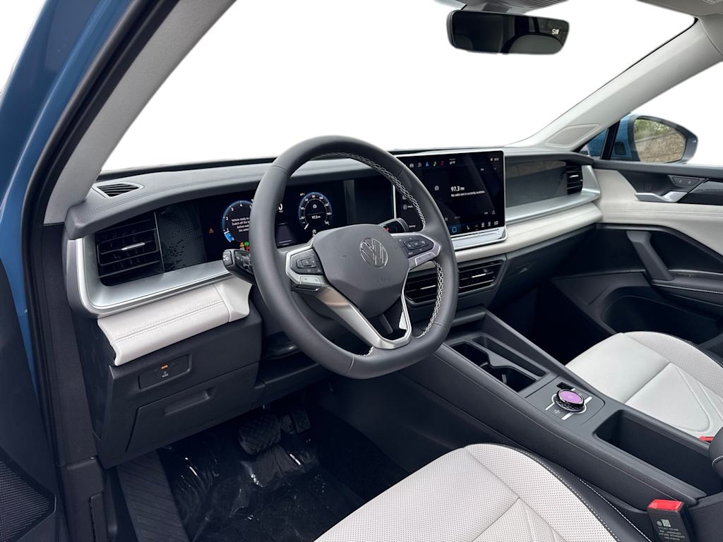 Thumbnail: 2025 Volkswagen Tiguan - 2