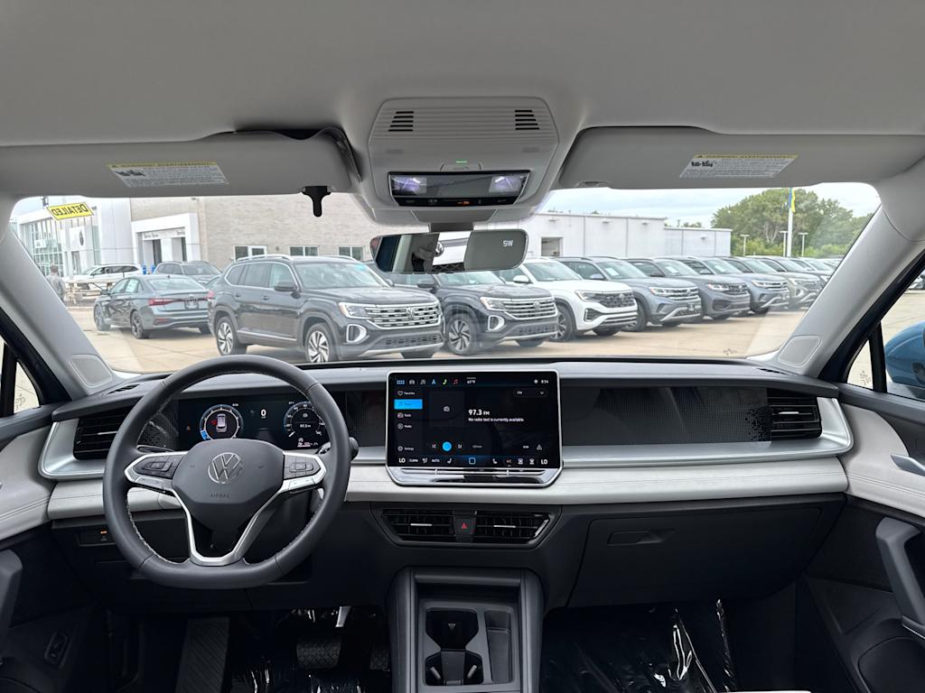 Thumbnail: 2025 Volkswagen Tiguan - 10