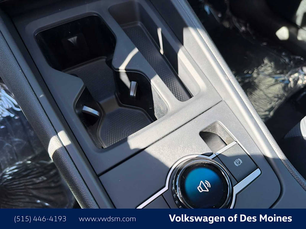 Thumbnail: 2026 Volkswagen Tiguan - 16