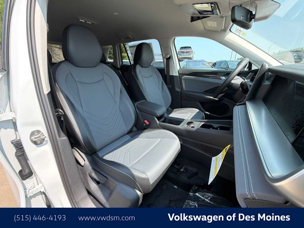 Thumbnail: 2026 Volkswagen Tiguan - 12