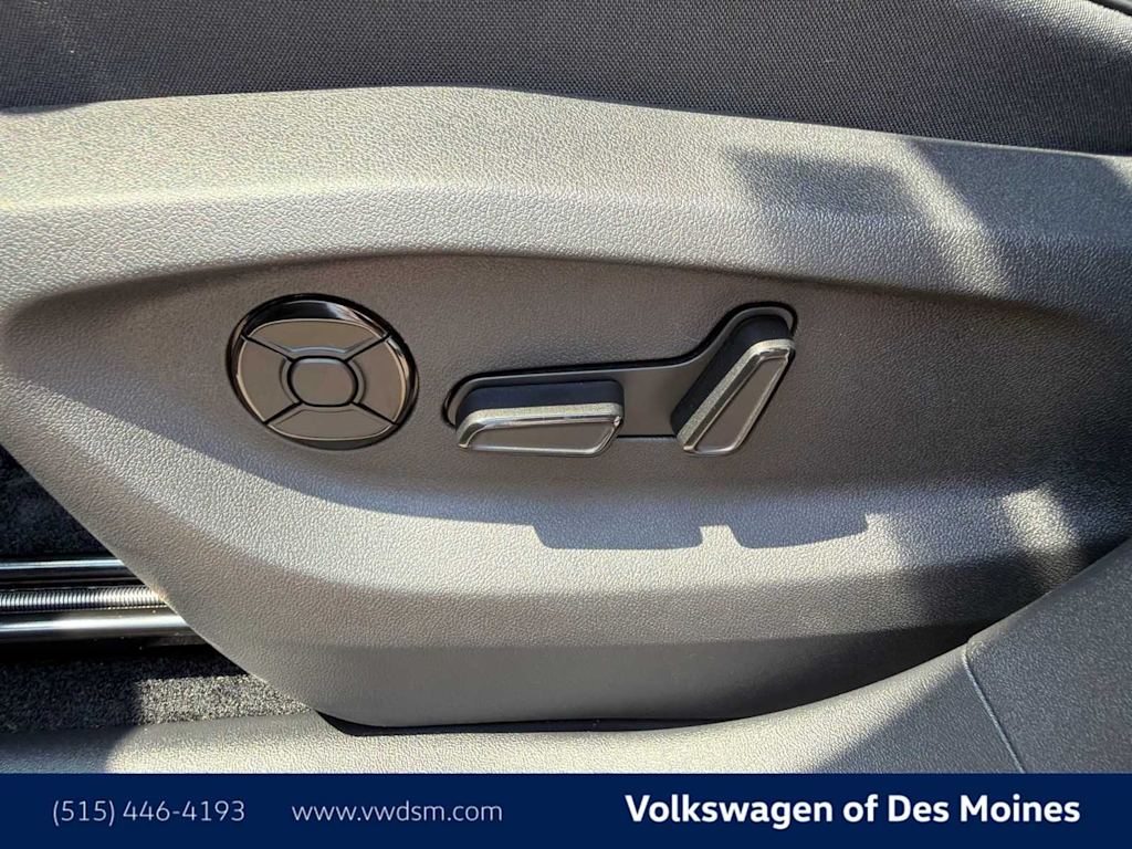 Thumbnail: 2026 Volkswagen Tiguan - 24