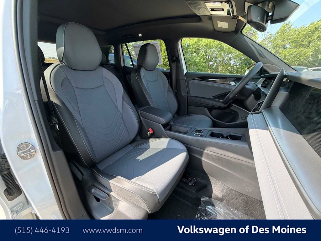 Thumbnail: 2026 Volkswagen Tiguan - 12
