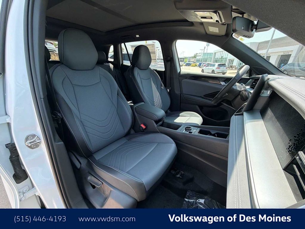 Thumbnail: 2026 Volkswagen Tiguan - 12