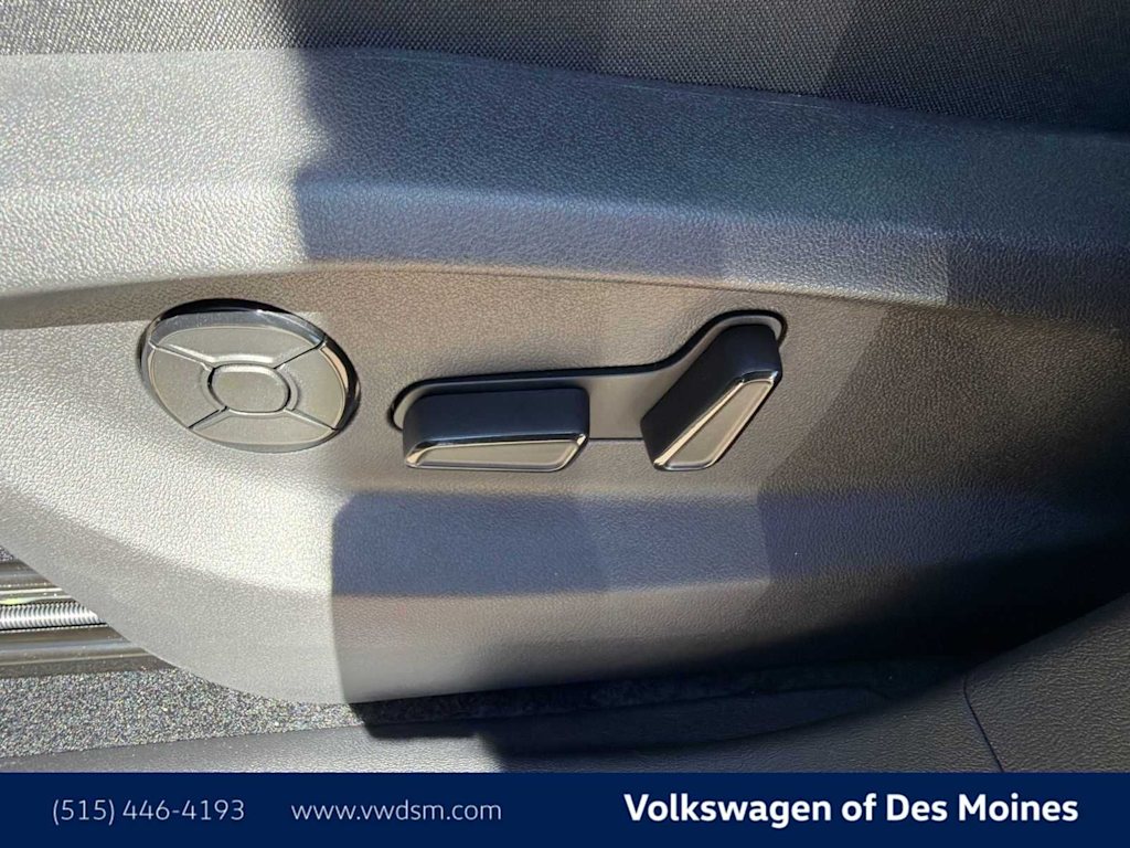 Thumbnail: 2026 Volkswagen Tiguan - 23