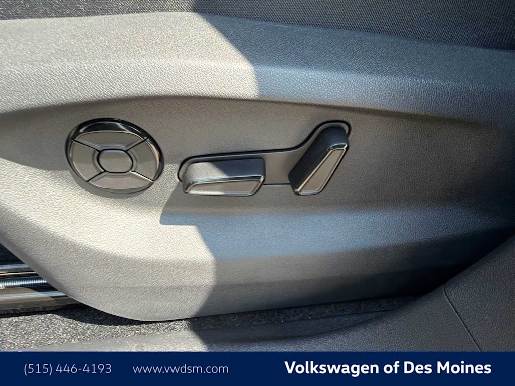 Thumbnail: 2026 Volkswagen Tiguan - 25