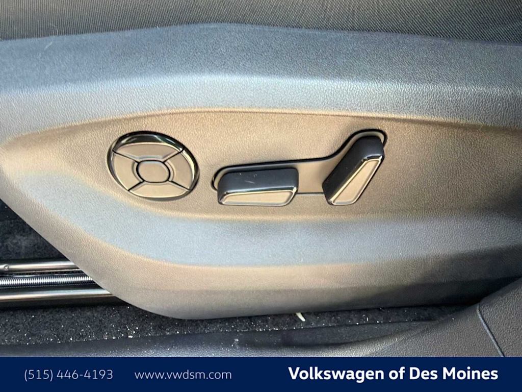 Thumbnail: 2026 Volkswagen Tiguan - 23