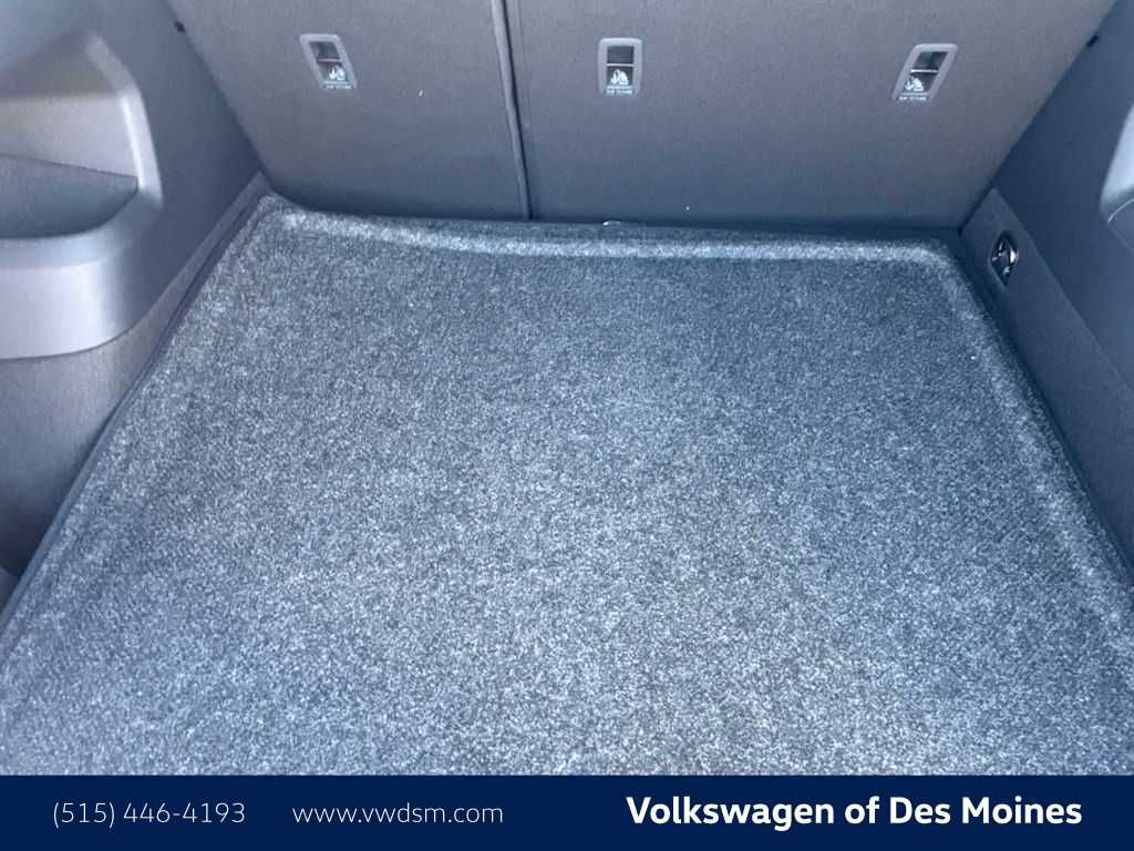 Thumbnail: 2026 Volkswagen Tiguan - 17