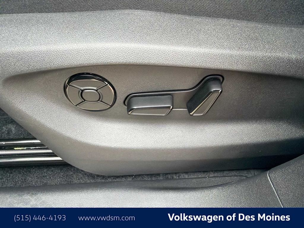Thumbnail: 2026 Volkswagen Tiguan - 24