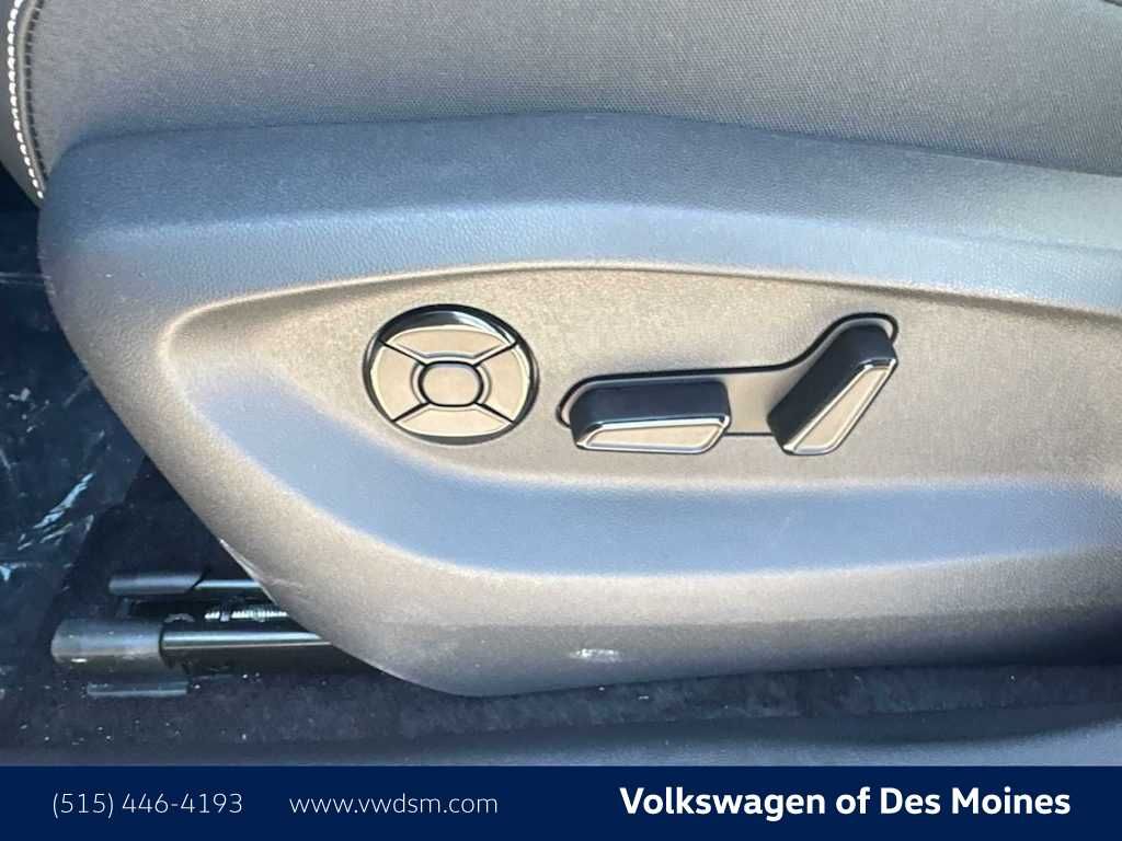 Thumbnail: 2026 Volkswagen Tiguan - 22