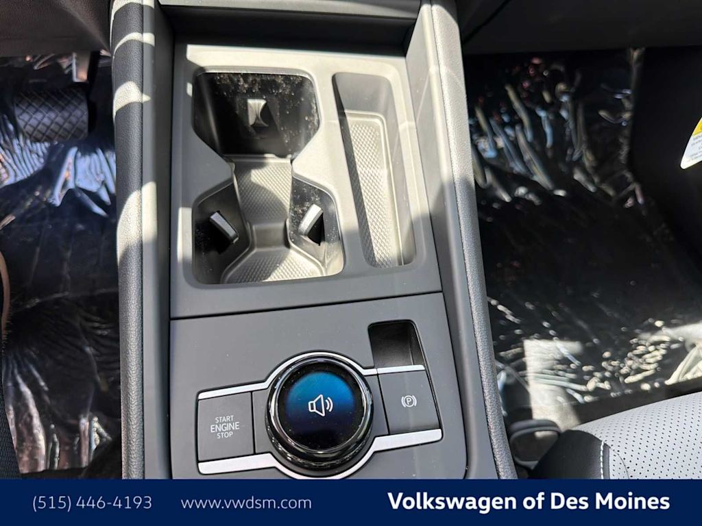 Thumbnail: 2026 Volkswagen Tiguan - 16
