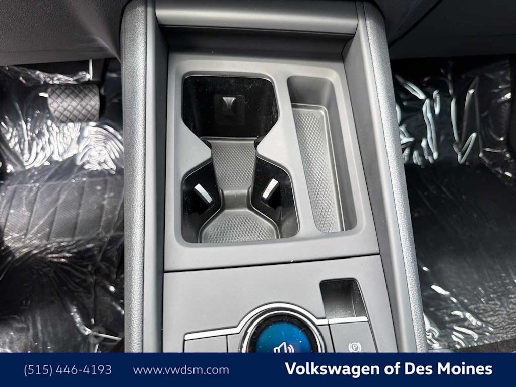 Thumbnail: 2026 Volkswagen Tiguan - 16
