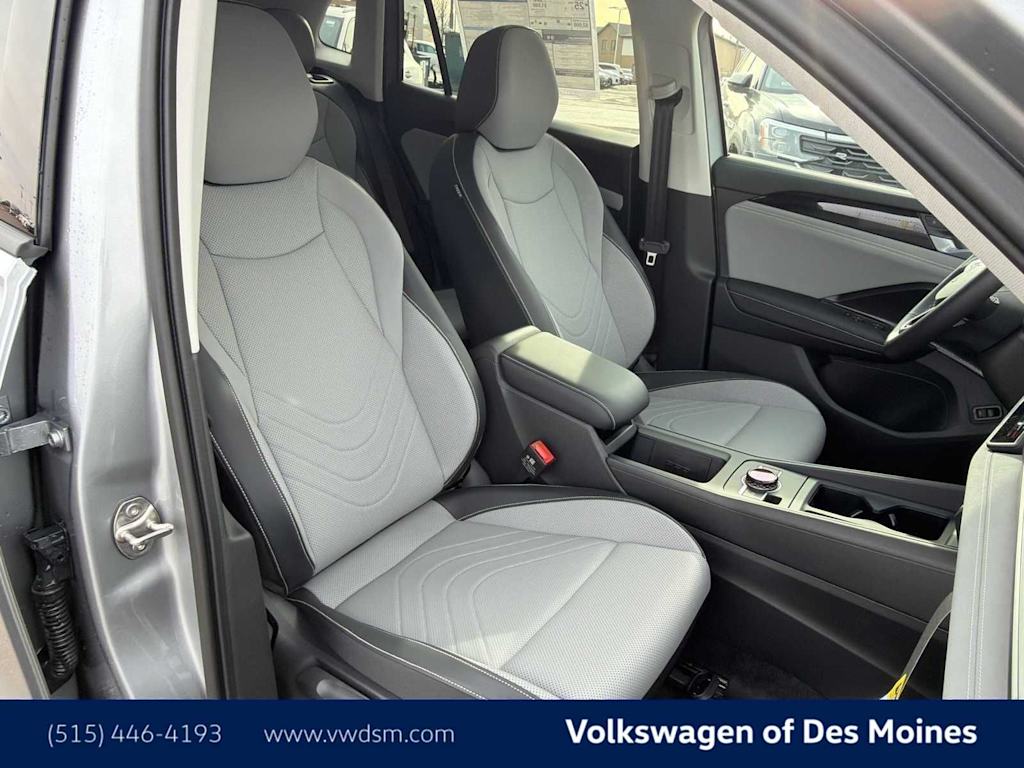 Thumbnail: 2026 Volkswagen Tiguan - 11