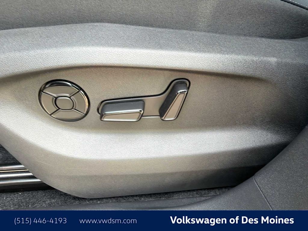 Thumbnail: 2026 Volkswagen Tiguan - 24