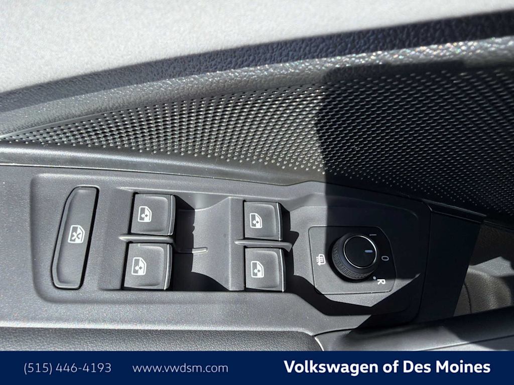 Thumbnail: 2026 Volkswagen Tiguan - 22