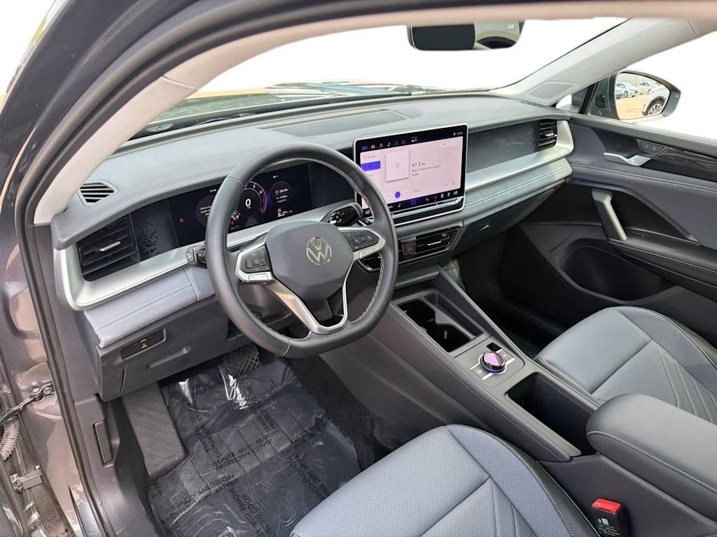 Thumbnail: 2026 Volkswagen Tiguan - 2