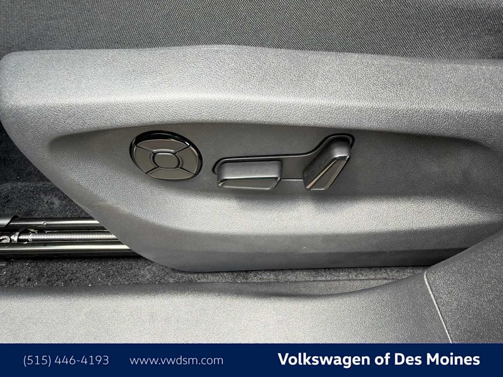 Thumbnail: 2026 Volkswagen Tiguan - 24
