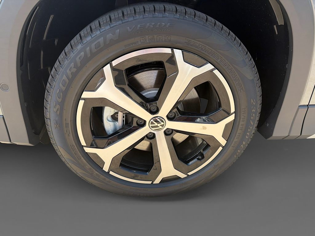 Thumbnail: 2026 Volkswagen Tiguan - 8