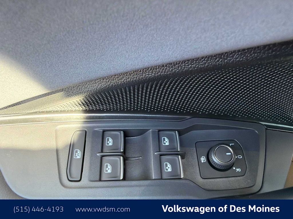 Thumbnail: 2026 Volkswagen Tiguan - 23