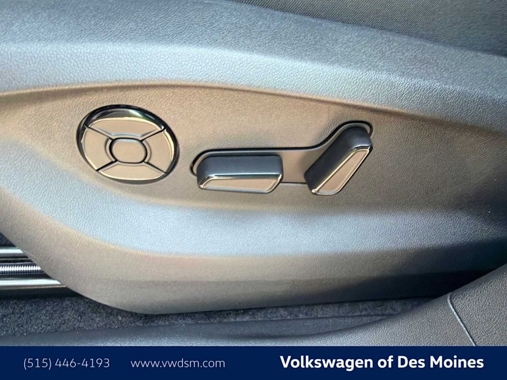 Thumbnail: 2026 Volkswagen Tiguan - 24