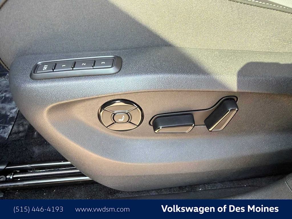 Thumbnail: 2026 Volkswagen Tiguan - 24