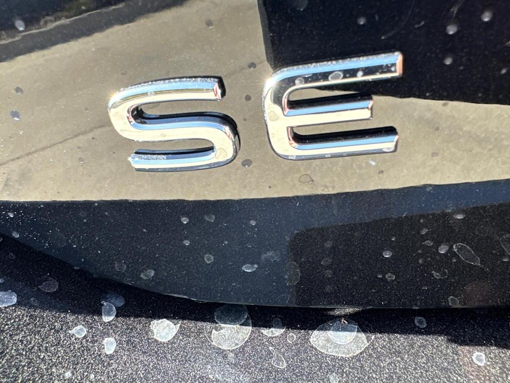 2025 Volkswagen Taos SE 7