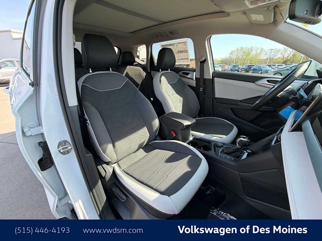 2026 Volkswagen Taos SE - Photo 12
