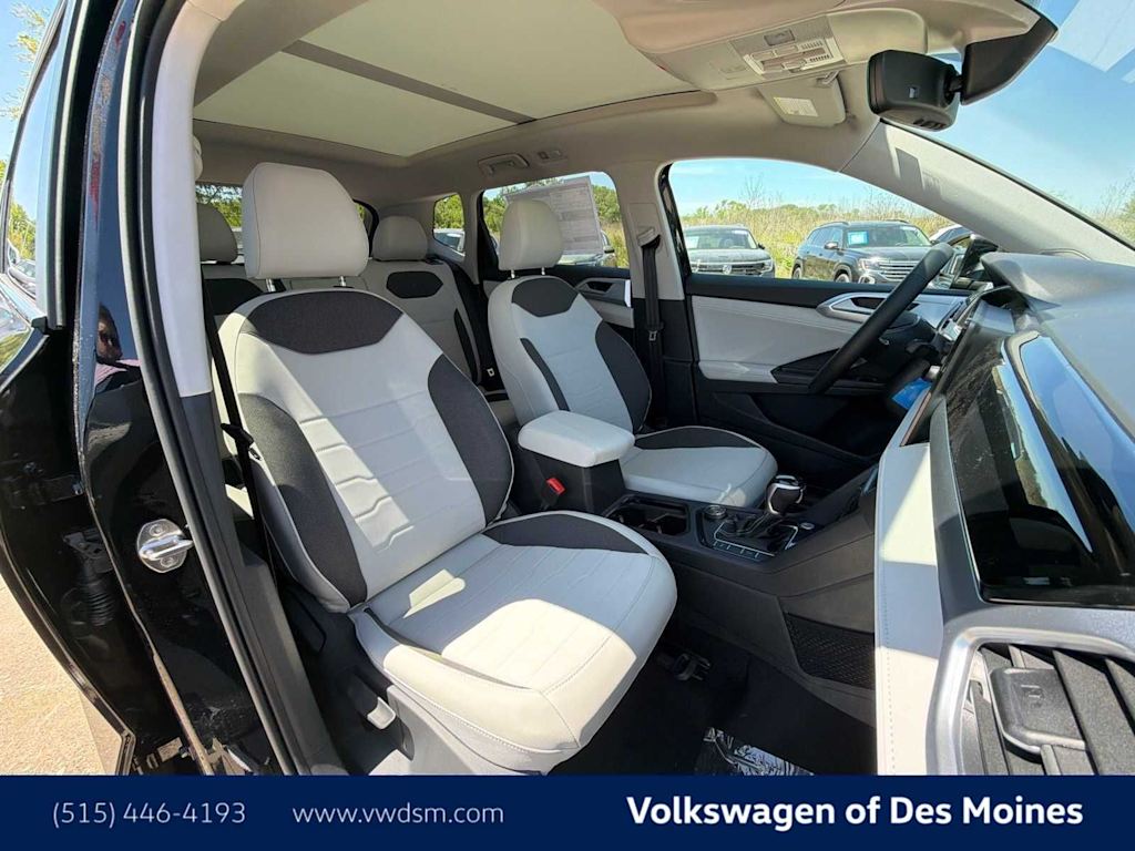 Thumbnail: 2026 Volkswagen Taos - 12