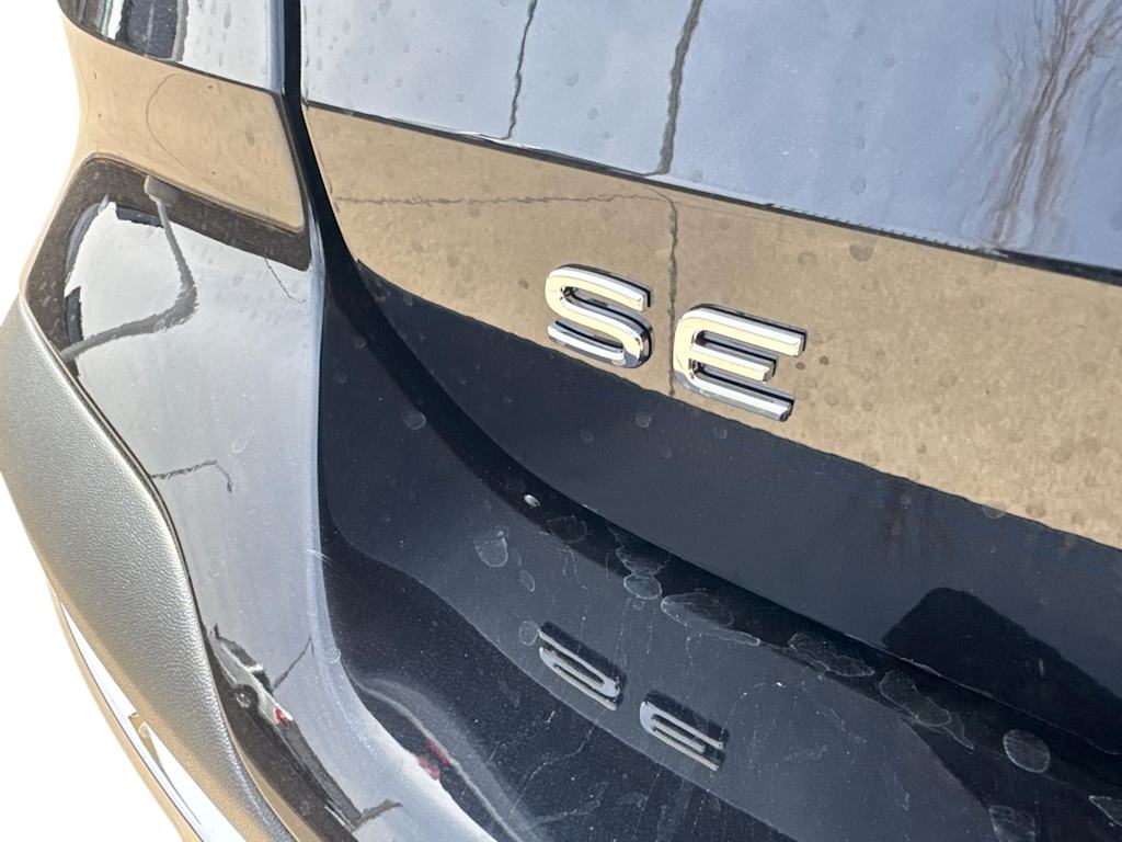 2025 Volkswagen Taos SE 7