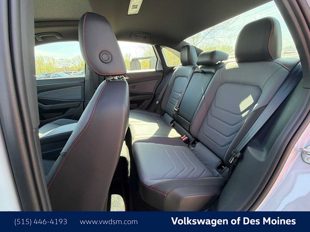 2026 Volkswagen Jetta GLI Autobahn - Photo 13