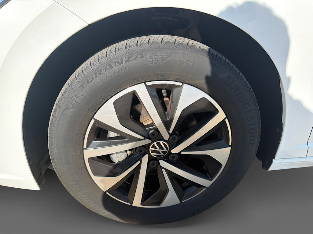Thumbnail: 2024 Volkswagen Jetta - 8