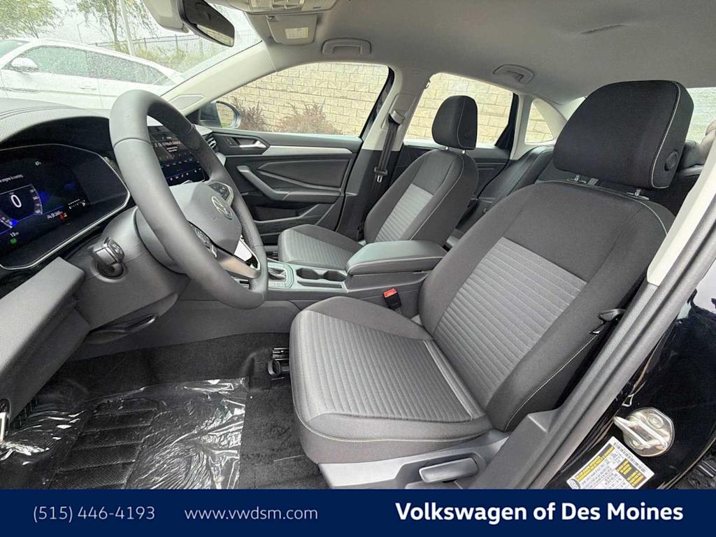 Thumbnail: 2027 Volkswagen Jetta - 10