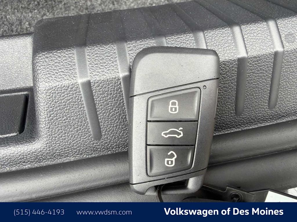 Thumbnail: 2027 Volkswagen Jetta - 20