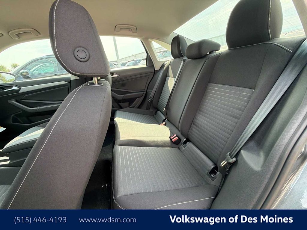 Thumbnail: 2026 Volkswagen Jetta - 12