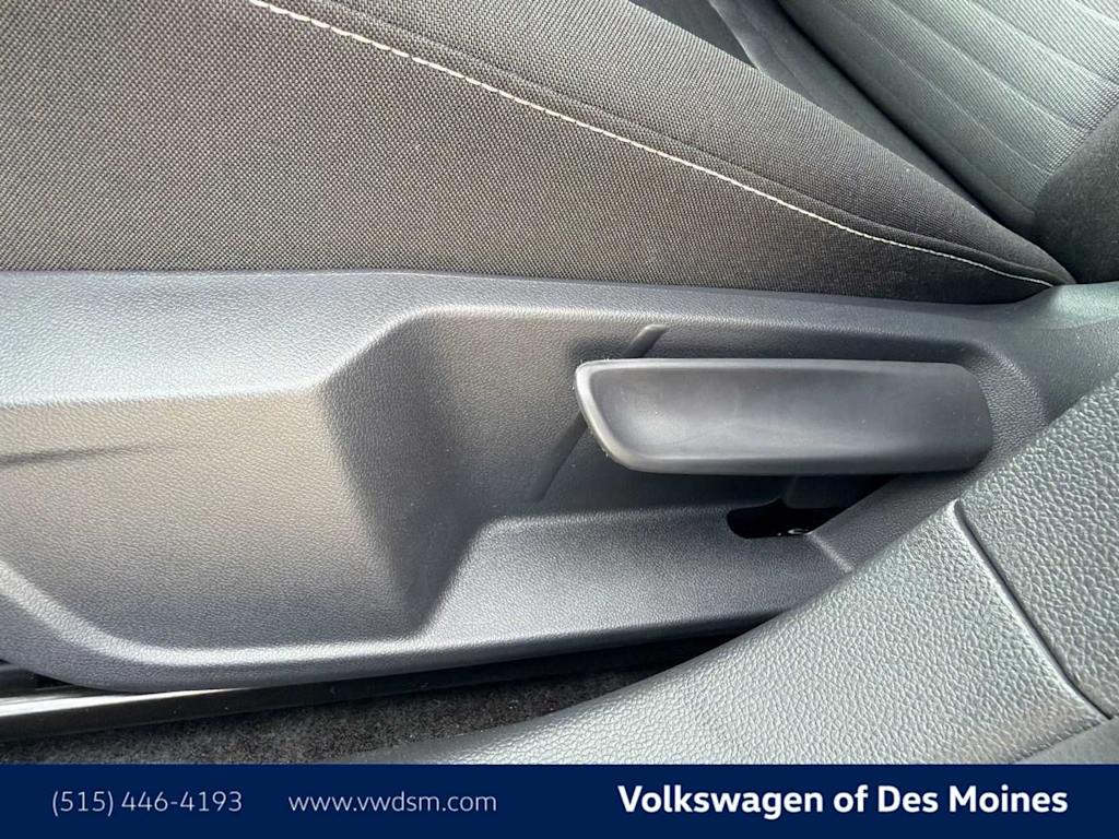 Thumbnail: 2026 Volkswagen Jetta - 23