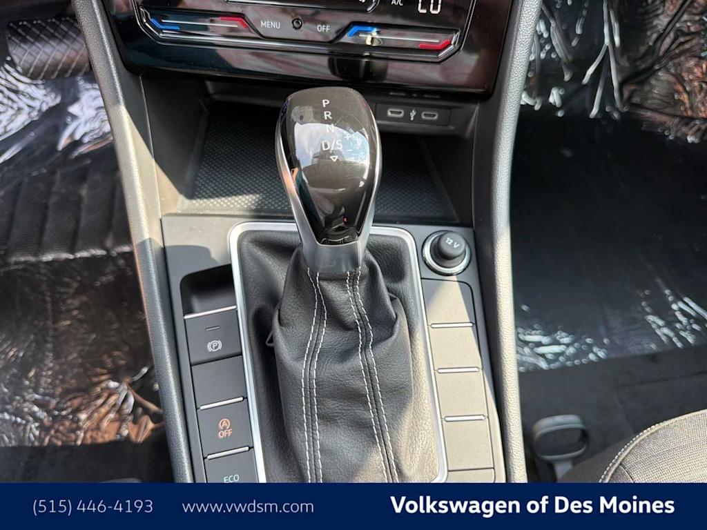 Thumbnail: 2026 Volkswagen Jetta - 14