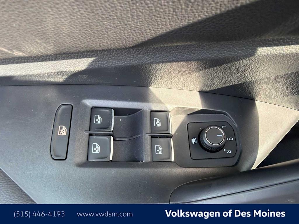 Thumbnail: 2026 Volkswagen Jetta - 17