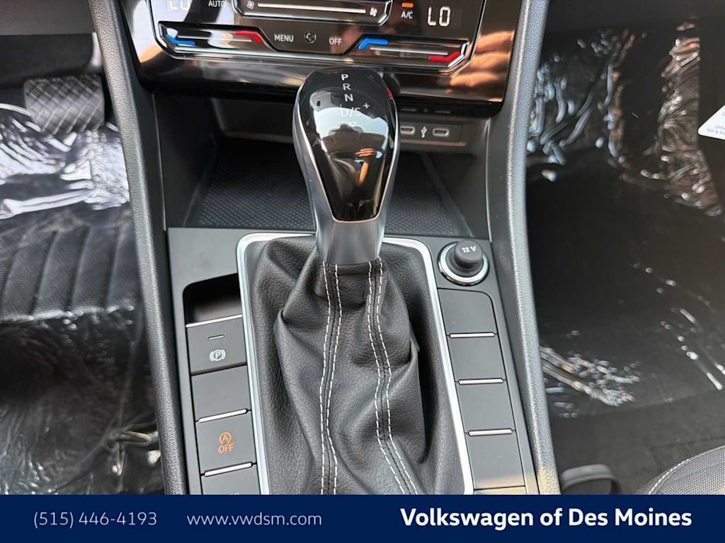 Thumbnail: 2026 Volkswagen Jetta - 14