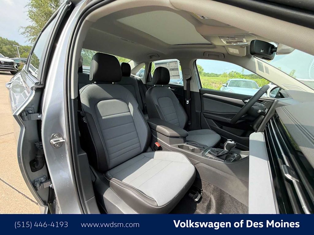 2026 Volkswagen Jetta SE - Photo 19