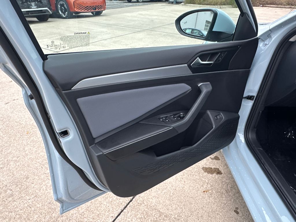 Thumbnail: 2026 Volkswagen Jetta - 22