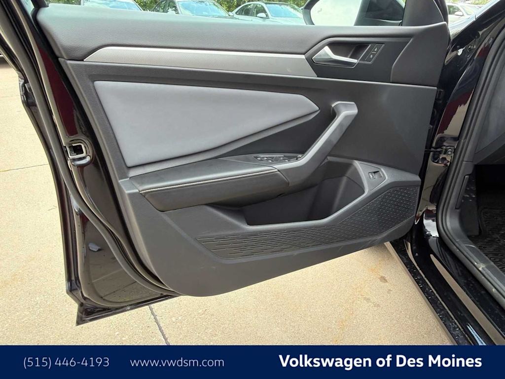 Thumbnail: 2026 Volkswagen Jetta - 21